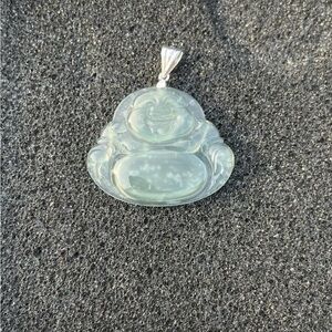 Natural jade Buddha Pendant in sterling silver 4.07 gram